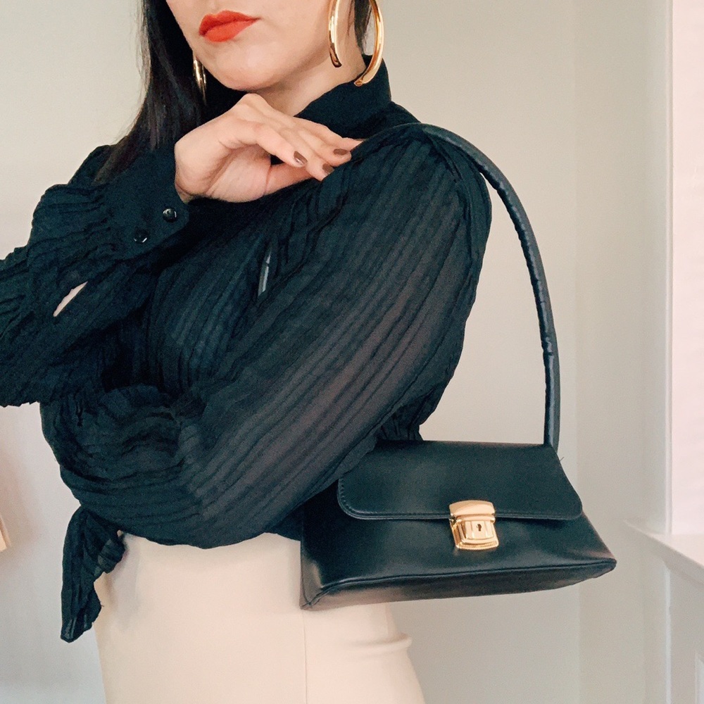 Mini Modern Black Shoulder Bag